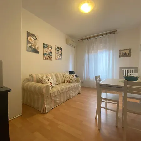 Urban Nest- Il Cammino 公寓 *